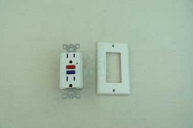 LED インディケーターライト付きの125V 改変耐性商用デュプレックス GFCI 容器