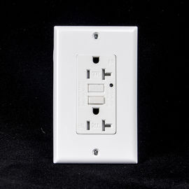 20Amp GFCI アウトレット 125 ボルト LEDライト付き耐候容器指示器