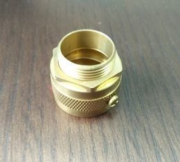 CNC 機械 柔軟な管とフィッティング 青銅 男性管ホースアダプタ